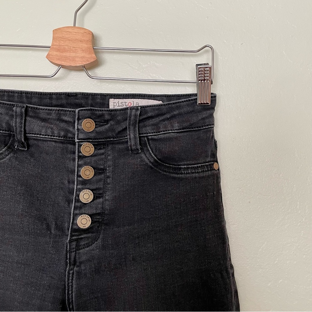 28 | Raw Hem Jeans